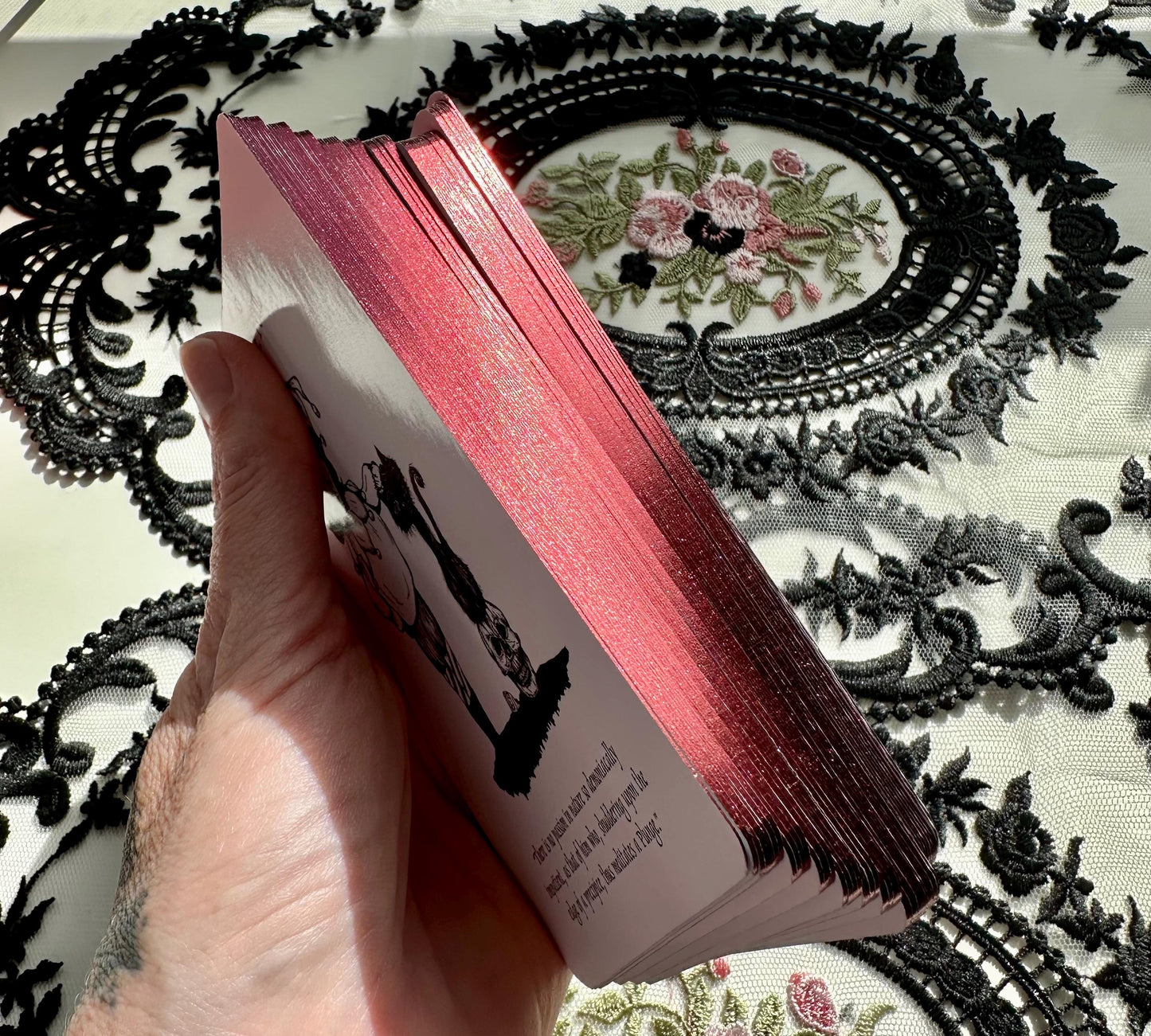 The Poe Tarot Deck: Whimsical Macabre Literary Tarot Cards with Guidebook