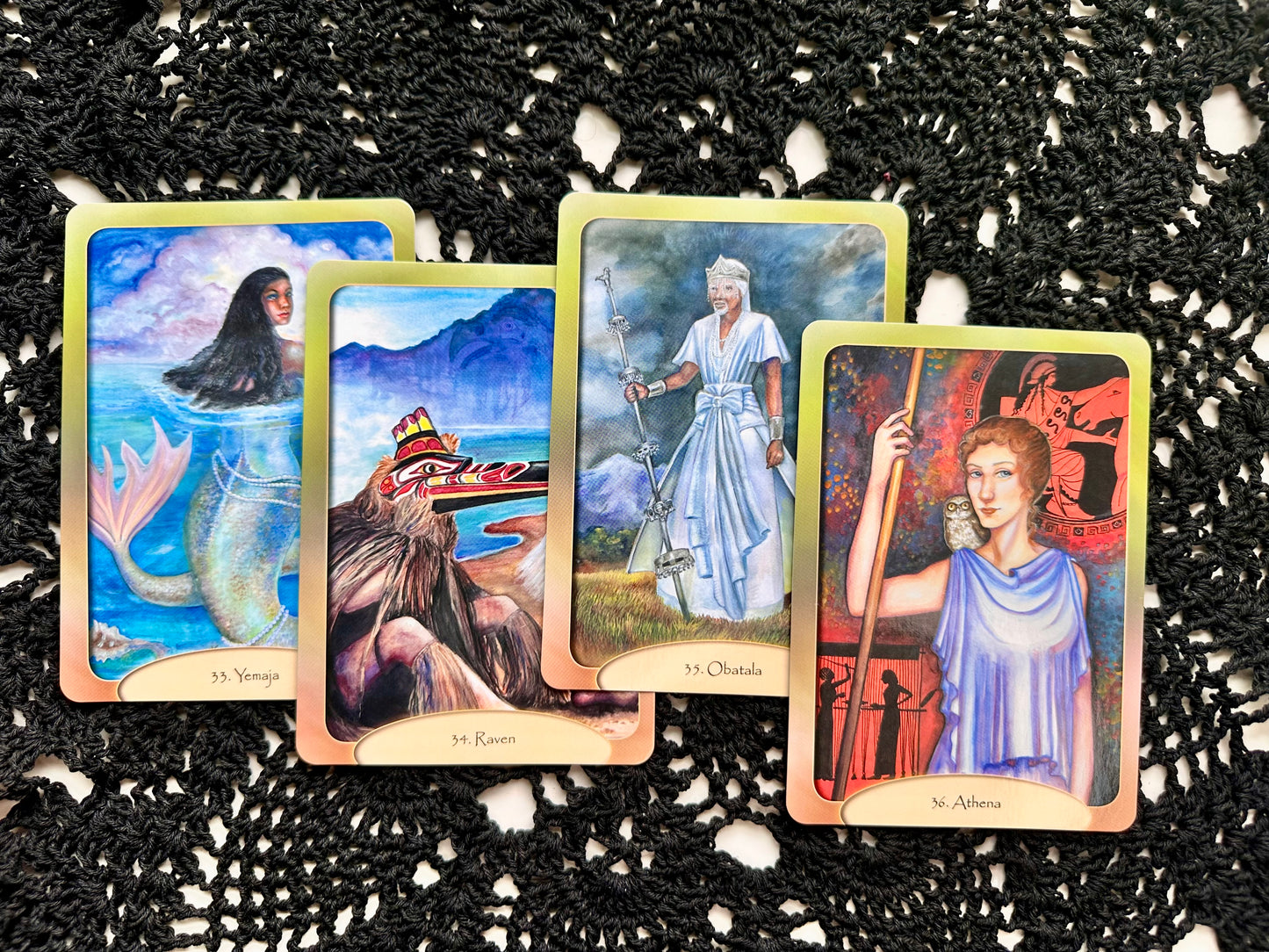The Stone Circle Oracle Deck: Transformation Through Meditation, 45 Cards and Guidebook