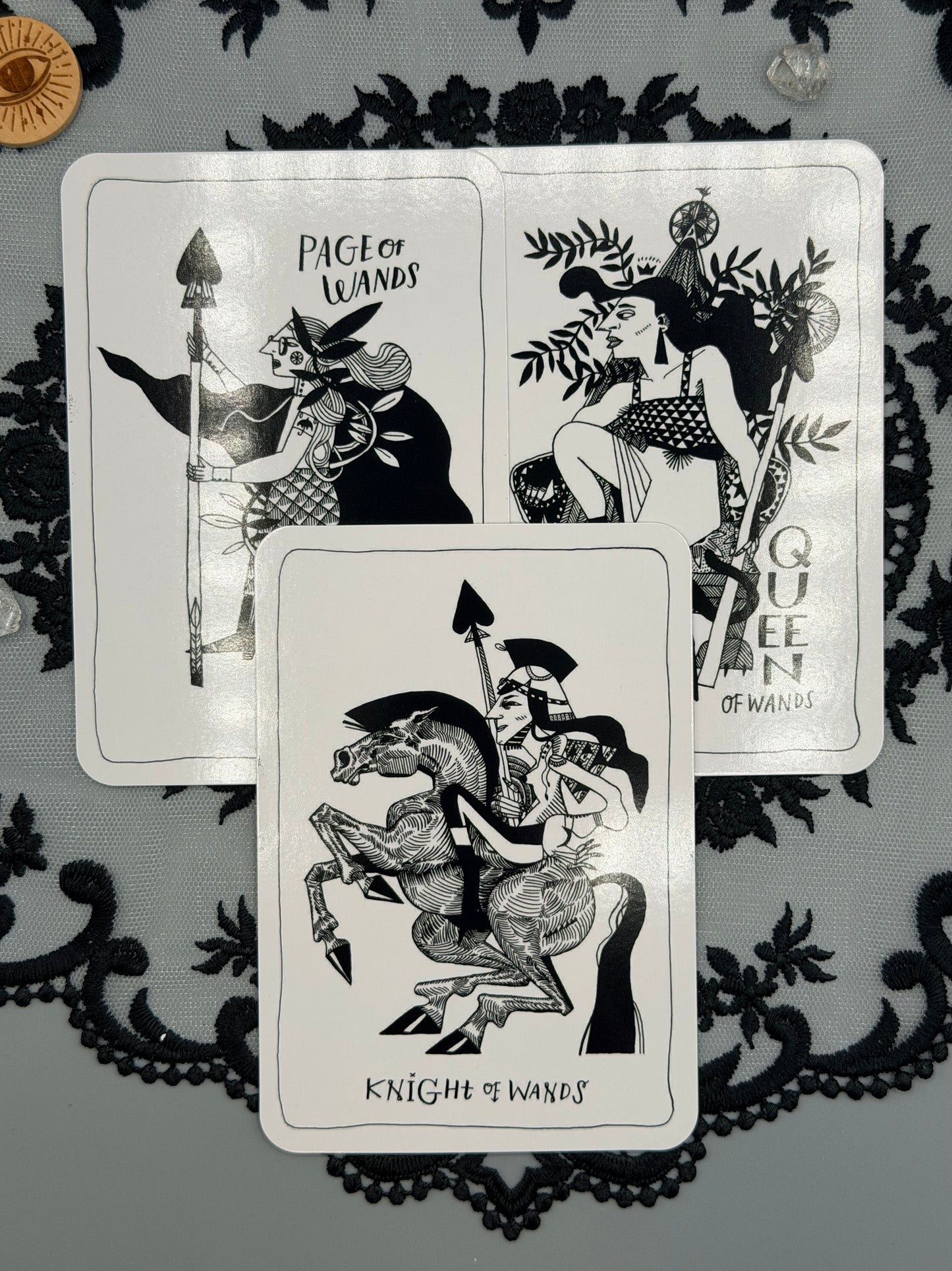 Many Queens Tarot Deck