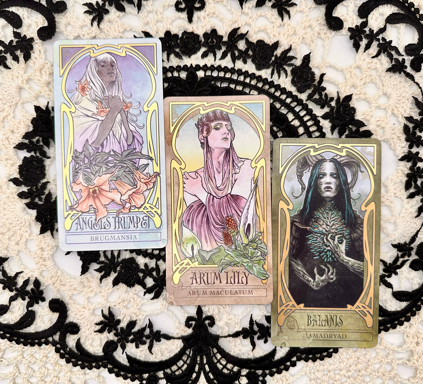 Lady Stirling's Wicked Garden Oracle Card Deck, Guidebook and Boxed Set