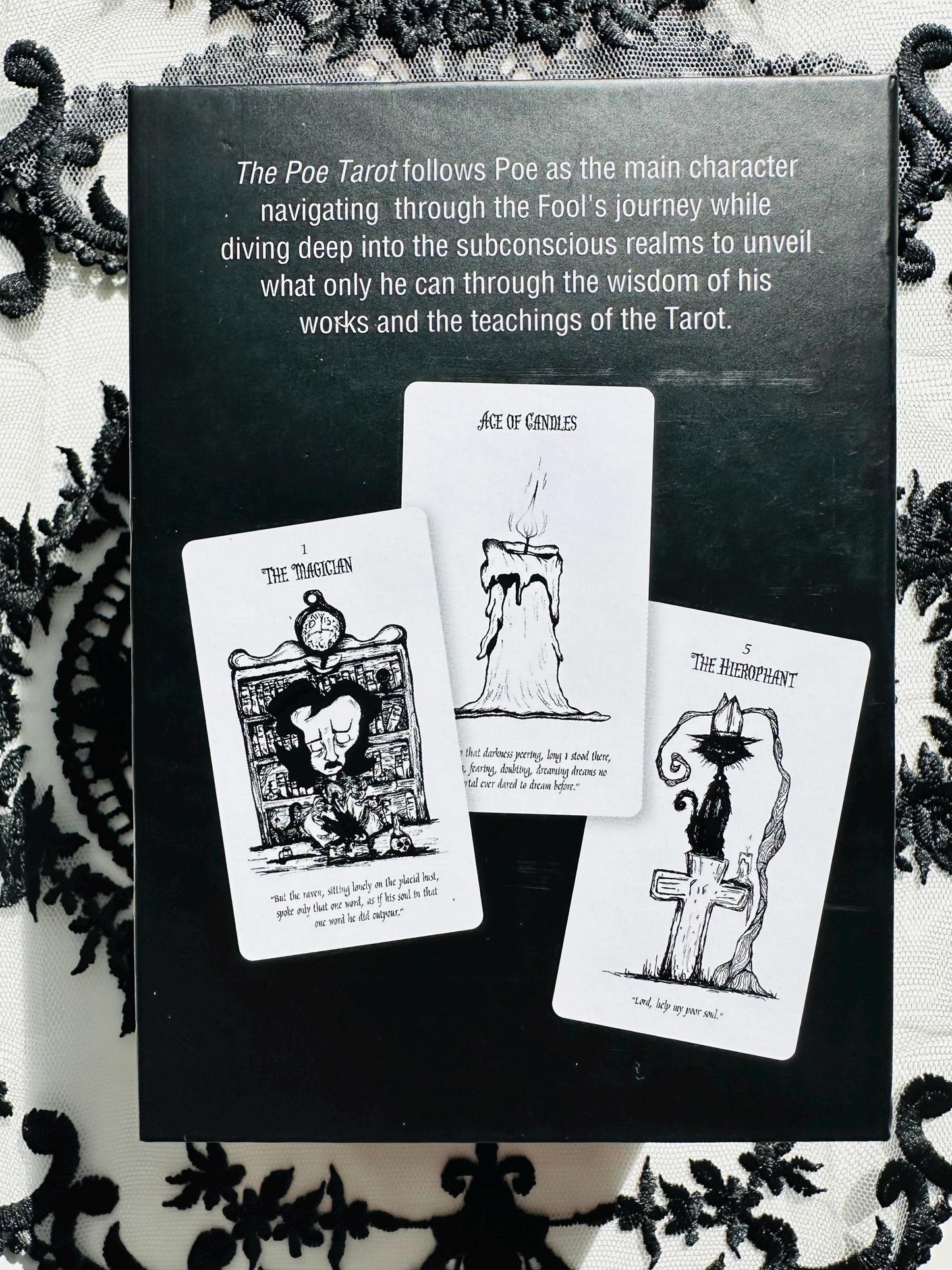 The Poe Tarot Deck: Whimsical Macabre Literary Tarot Cards with Guidebook